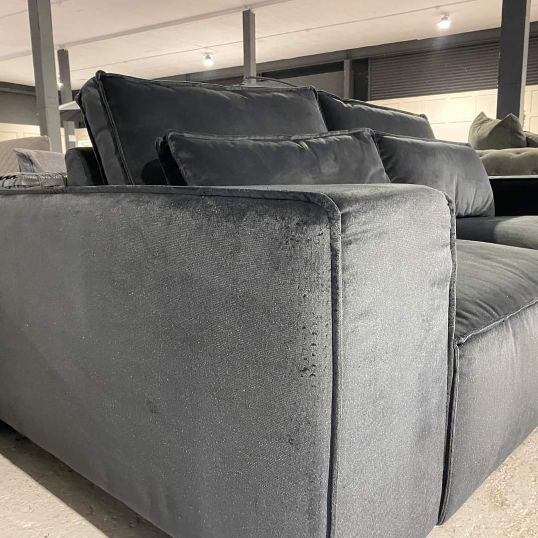 Slaone Sofa