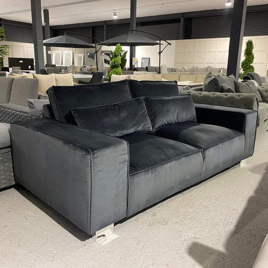 Slaone Sofa