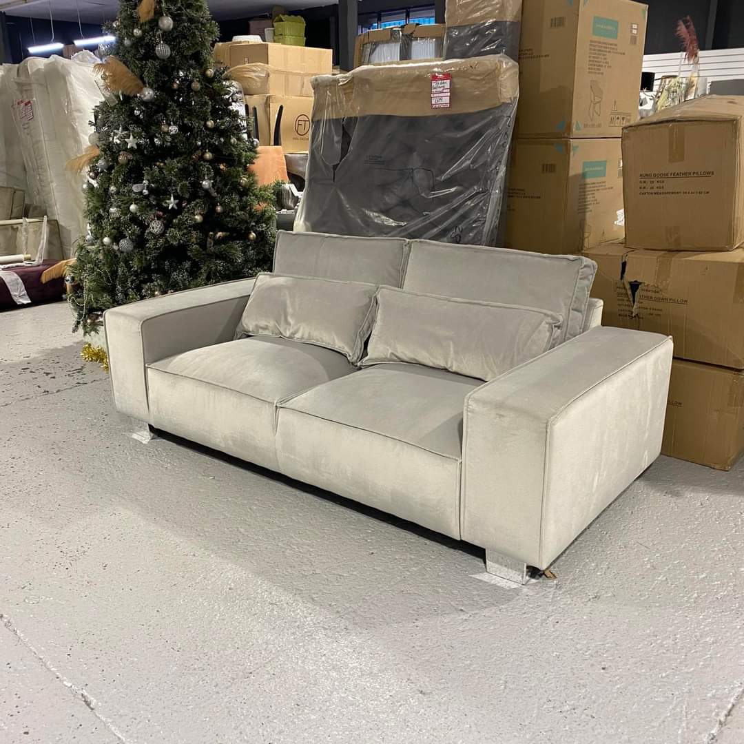 Slaone Sofa